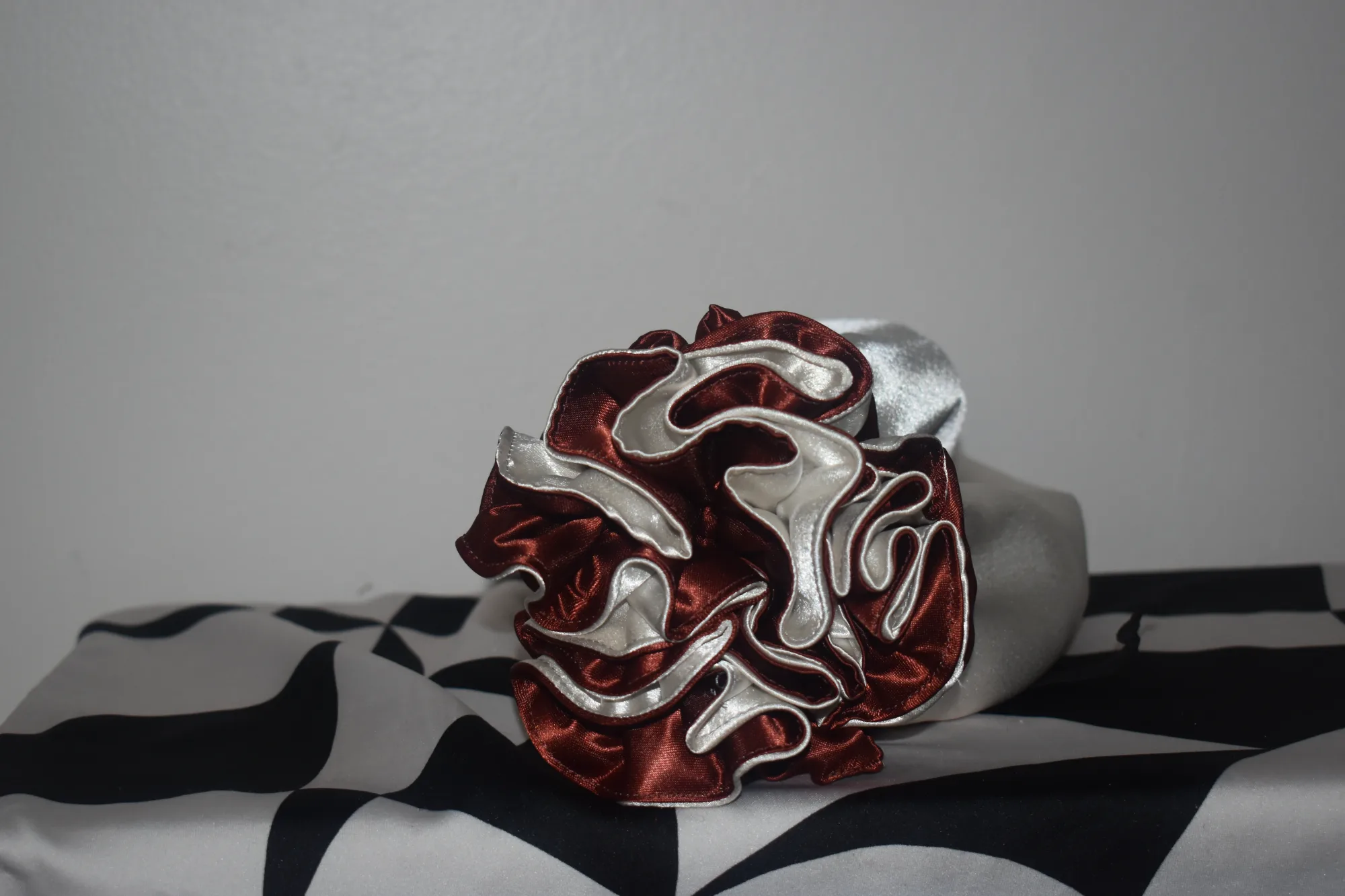 The Dreamscape Luxe Collection-(Crimson Crush Bonnet Set) photo 3