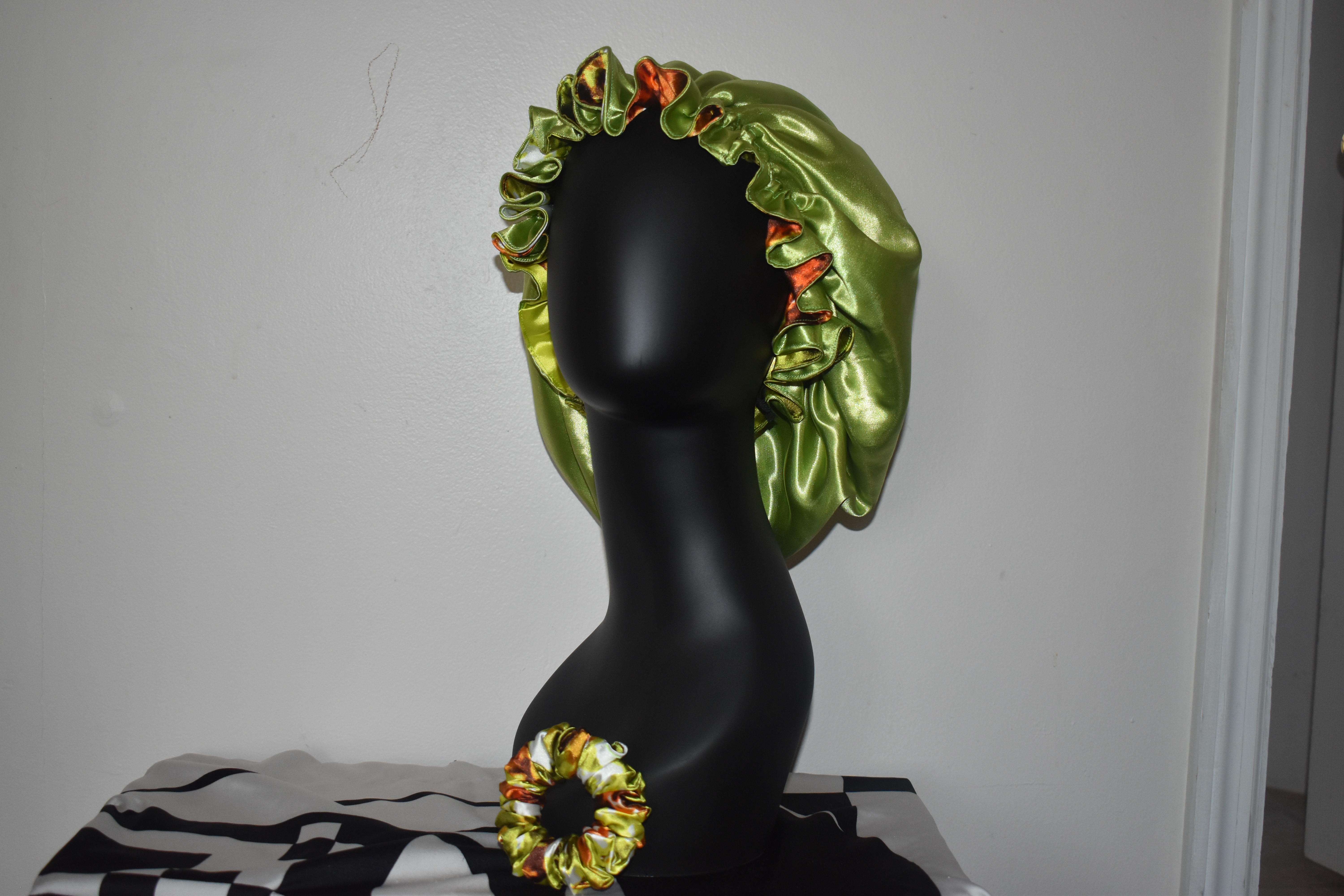 The Dreamscape Luxe Collection-(Golden Hour Bloom Bonnet Set) photo 4