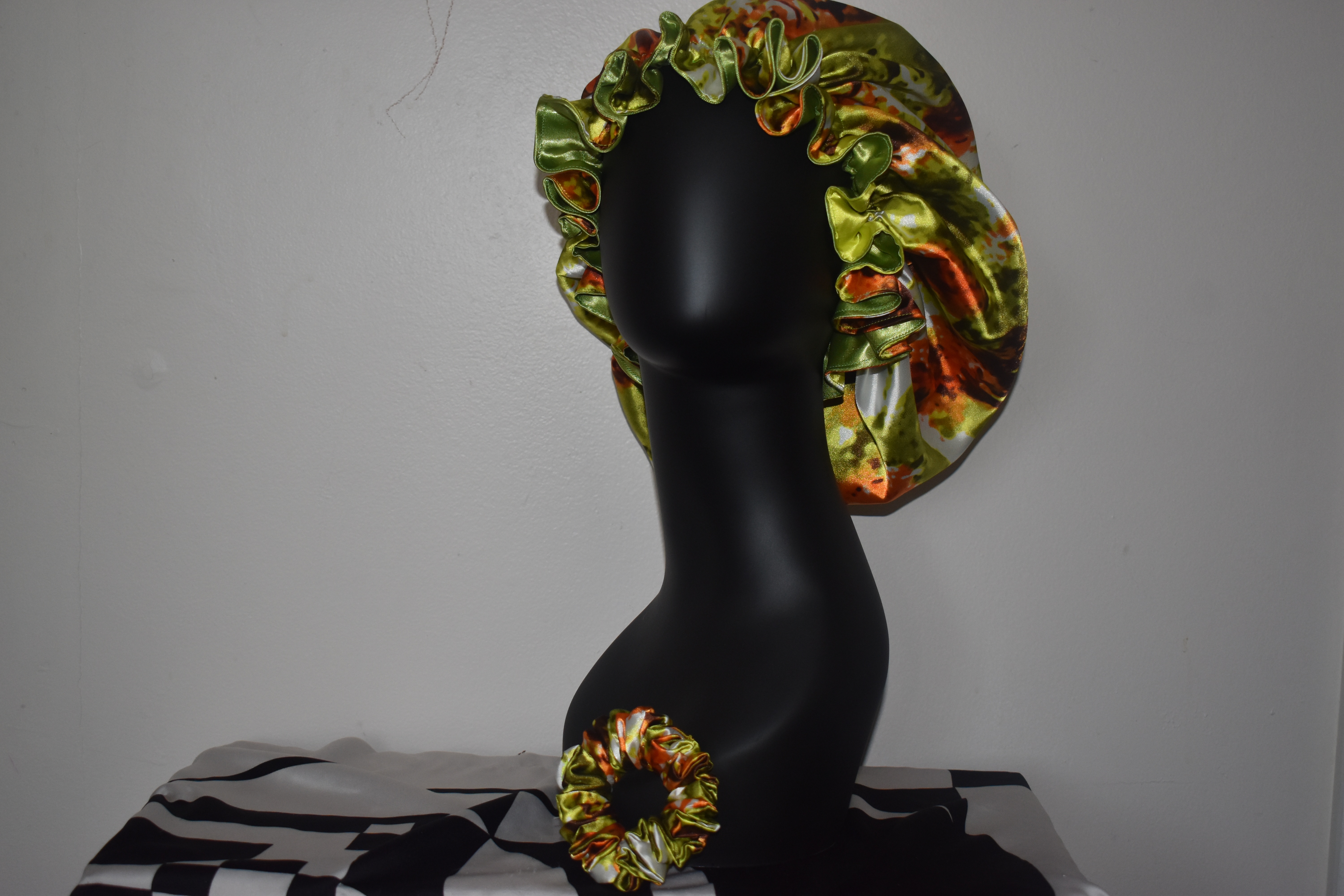 The Dreamscape Luxe Collection-(Golden Hour Bloom Bonnet Set) photo 3