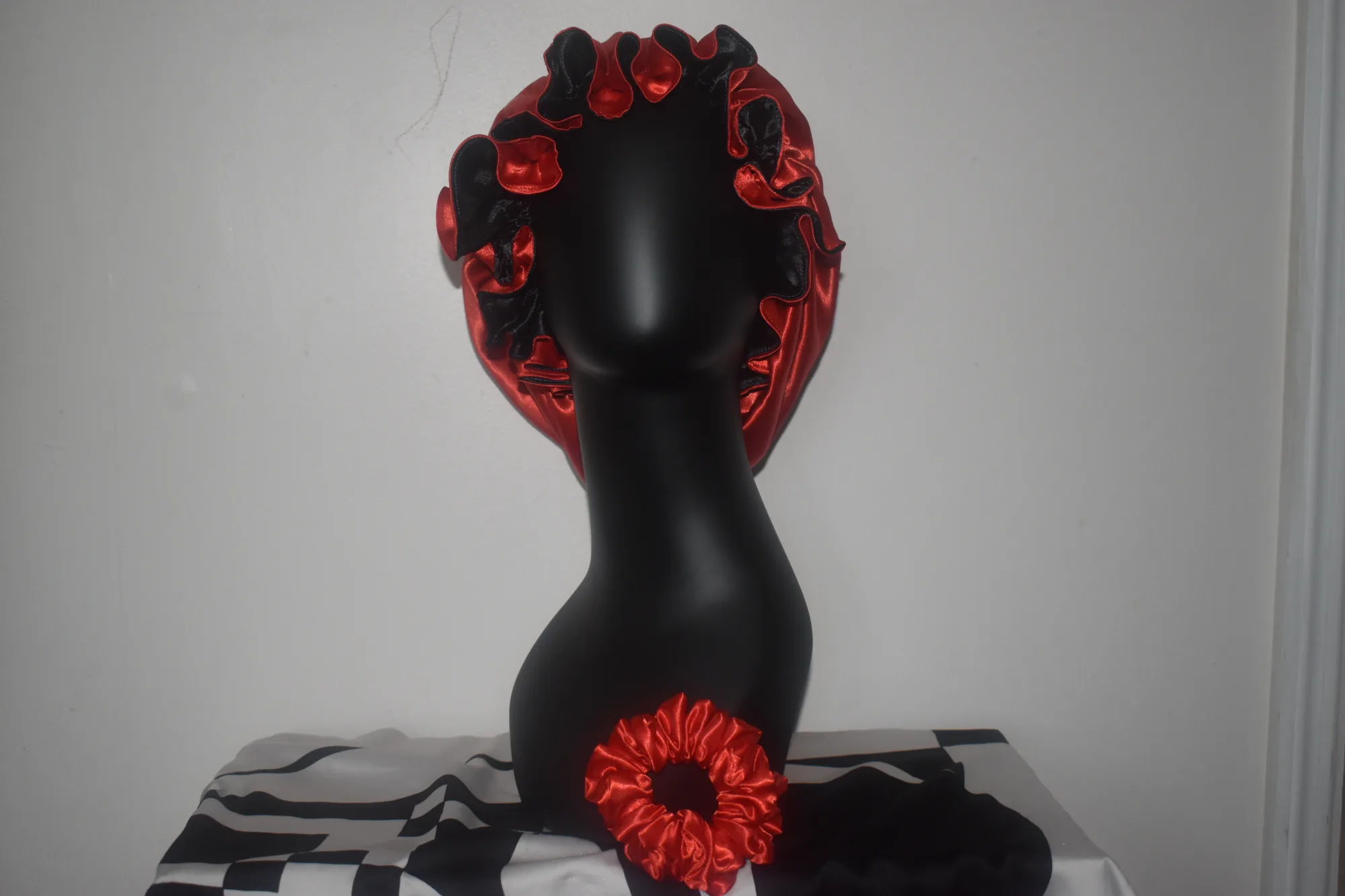 The Dreamscape Luxe Collection-(The 'Rouge Noir' Bonnet Set) photo 3
