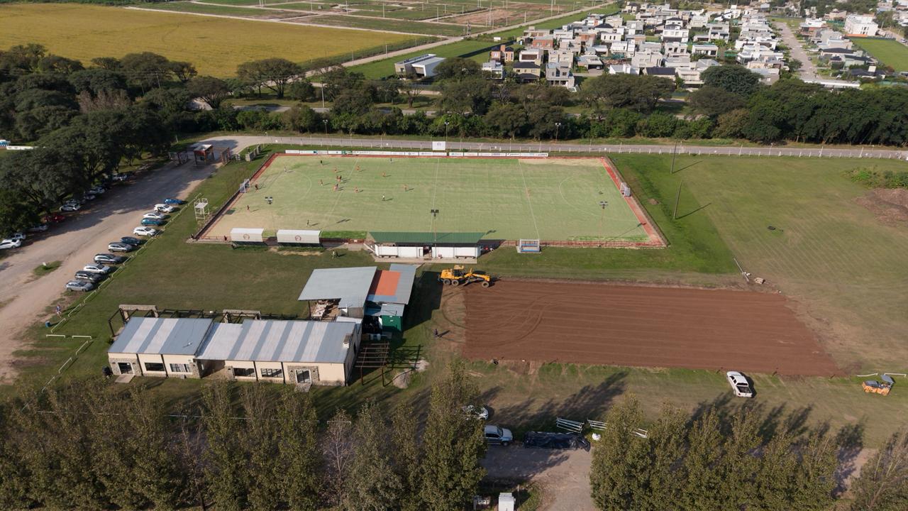 Comenzaron las obras de la nueva cancha auxiliar de hockey