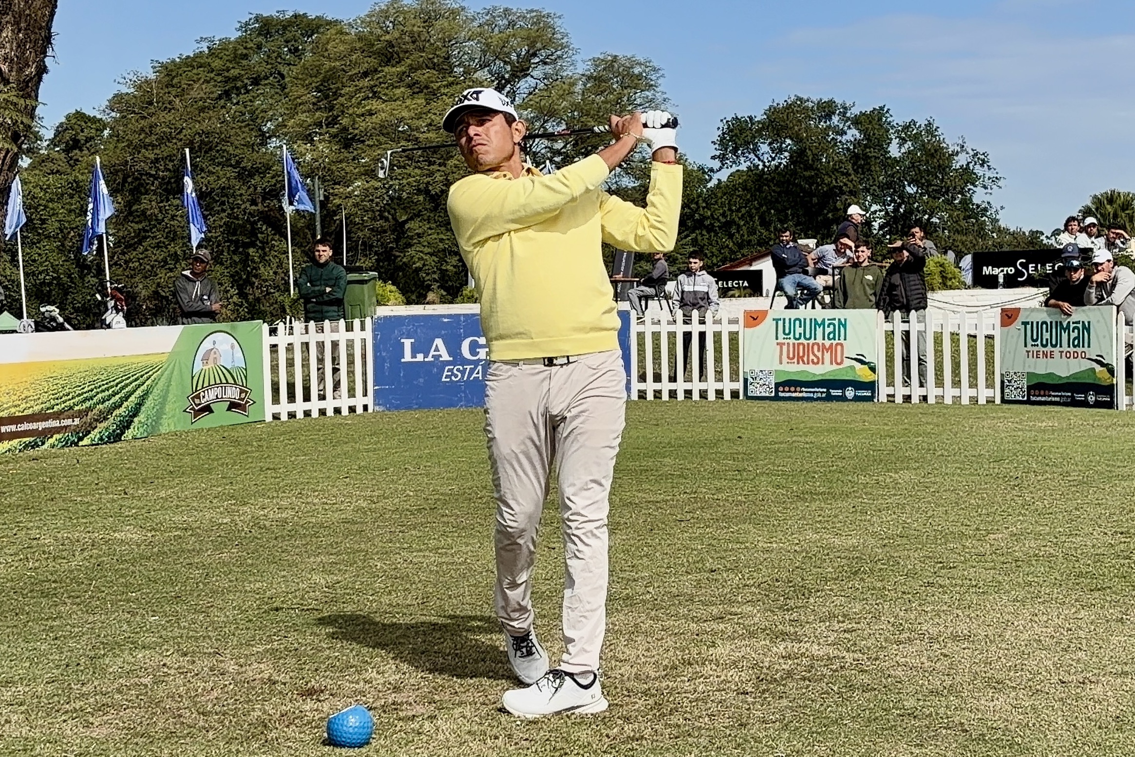 Augusto Núñez manda en casa y acaricia el bicampeonato