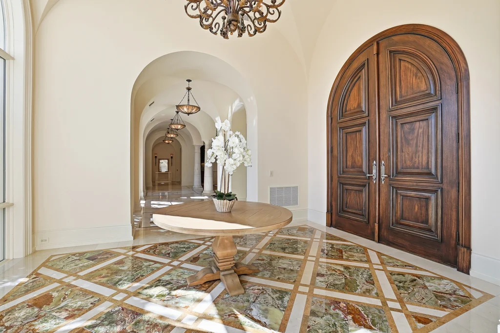 008_136 S Tower Dr_by_meetjrp