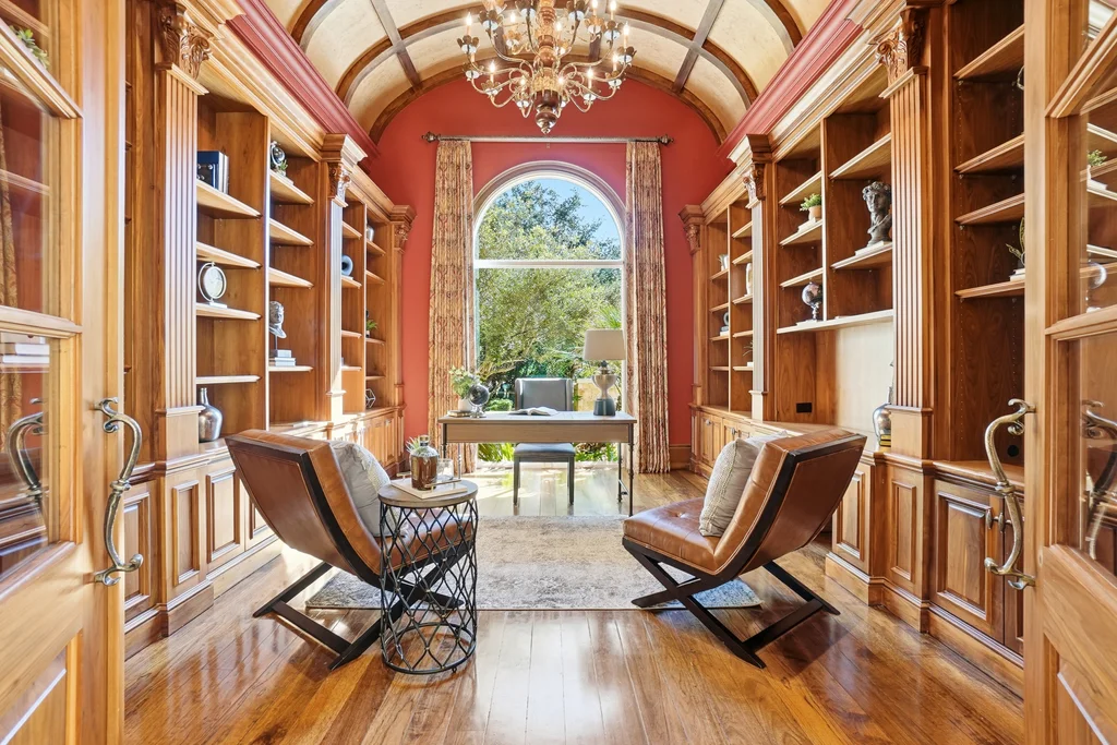 010_136 S Tower Dr_by_meetjrp