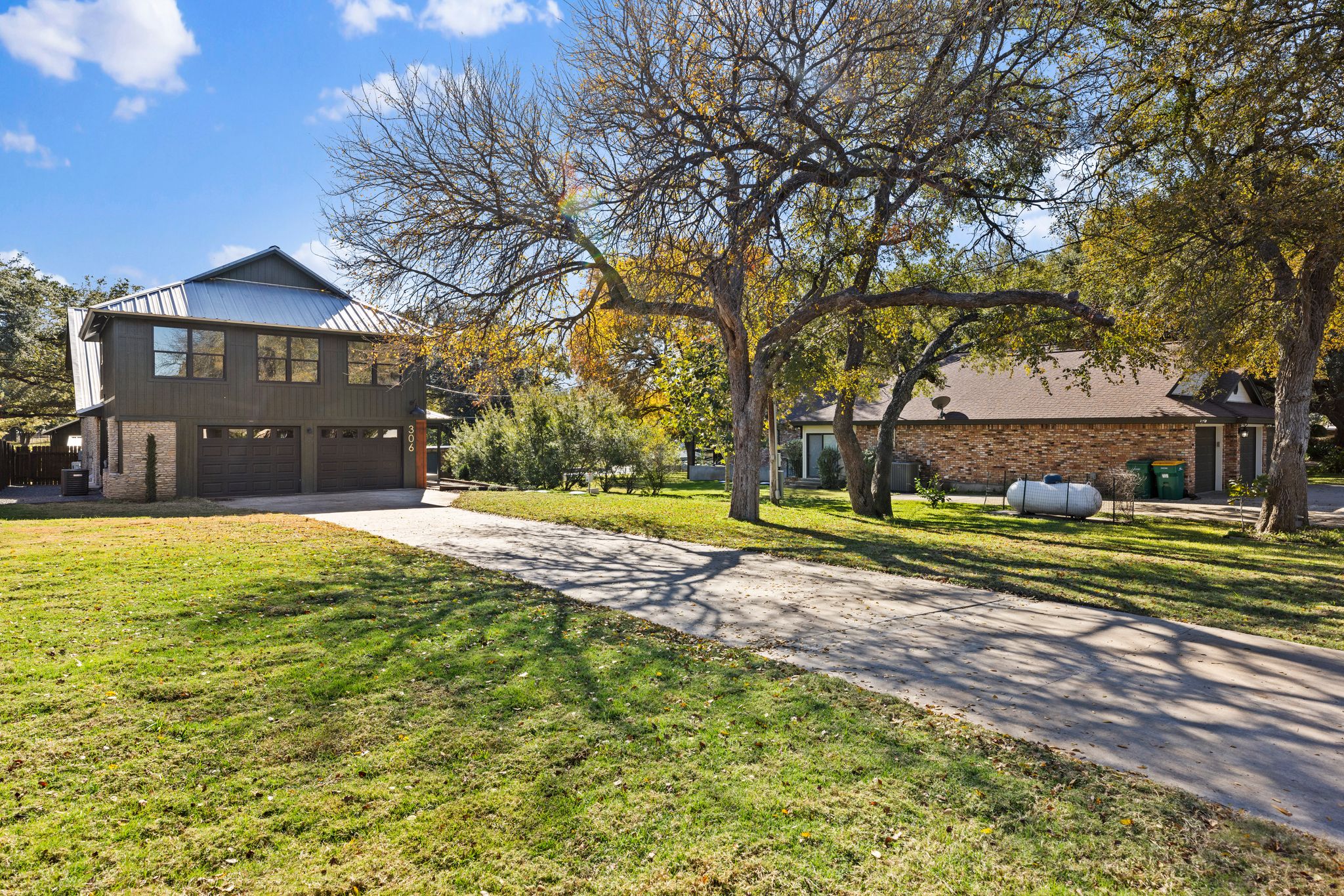 001_306 Bluebird Cir Marble Falls TX 78654 USA_by_meetjrp.com