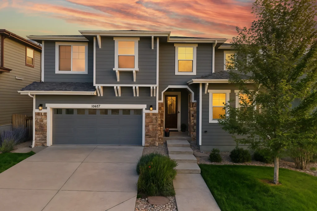 JohnsonCreative_20250827121646_0003_D_twilight_c6ed8353-089a-4c72-a195-fc054454bf04
