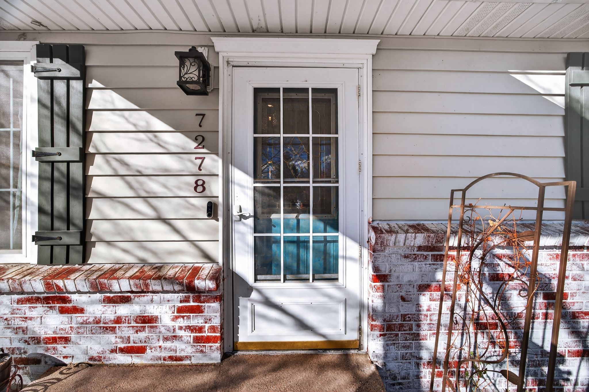 004JohnsonCreative0001