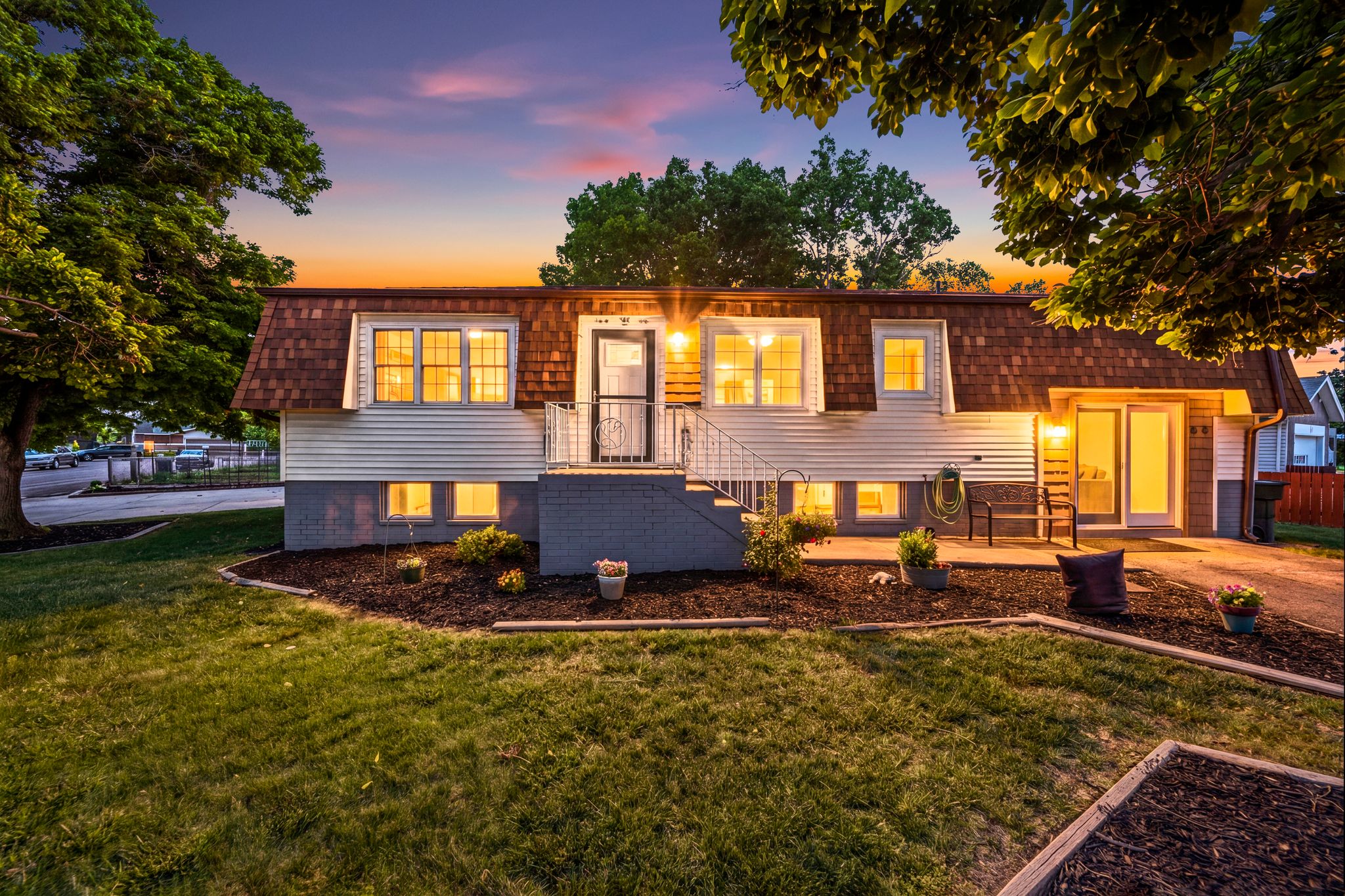 JohnsonCreative1405_DTE