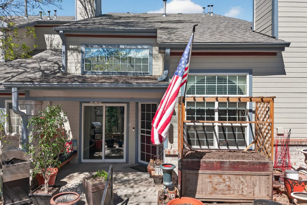 JohnsonCreative135740_0005_D