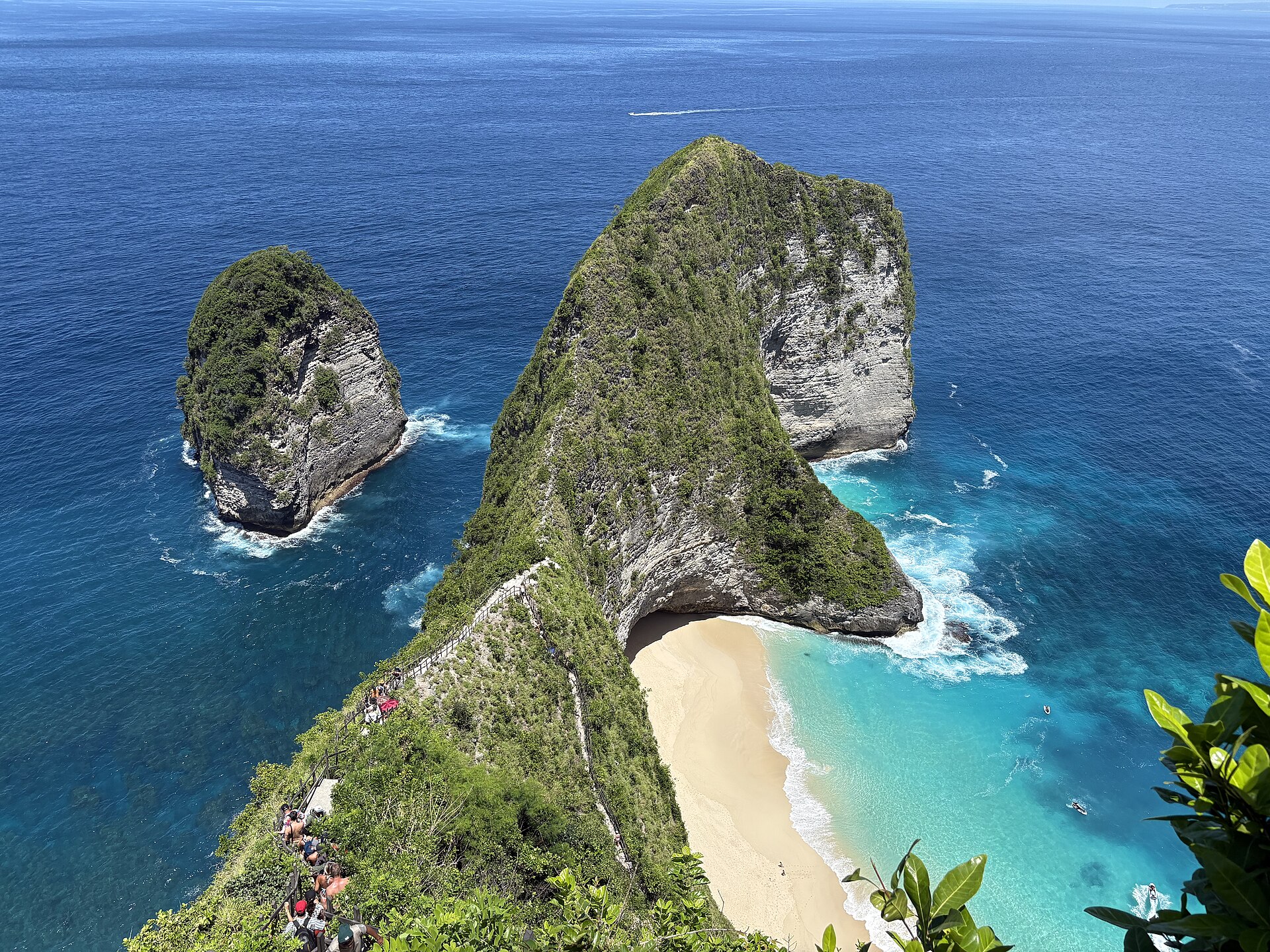 Nusa Penida — representative scenery
