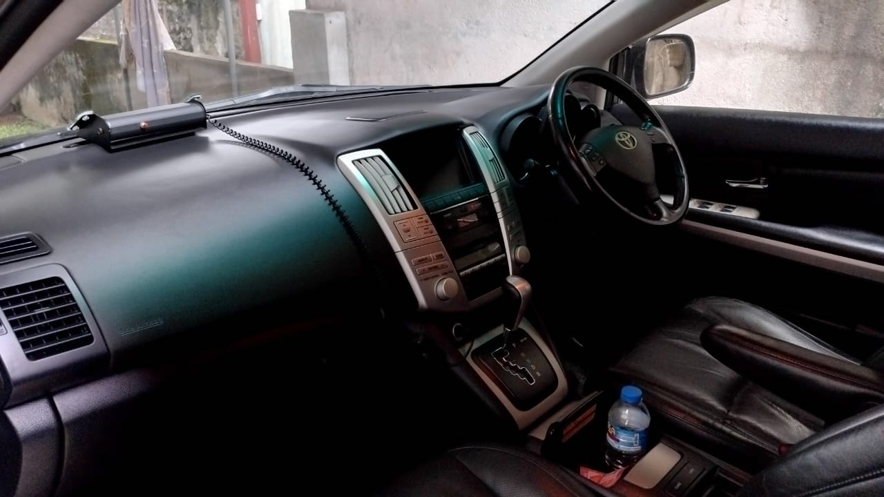 Toyota harrier view 5