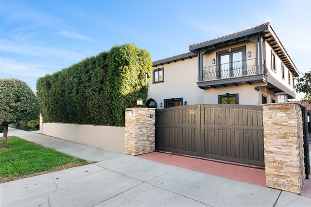 5558 Edgewood Pl-1