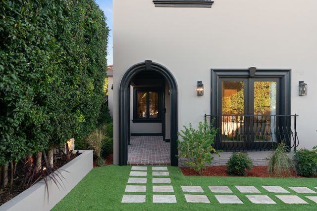5558 Edgewood Pl-7
