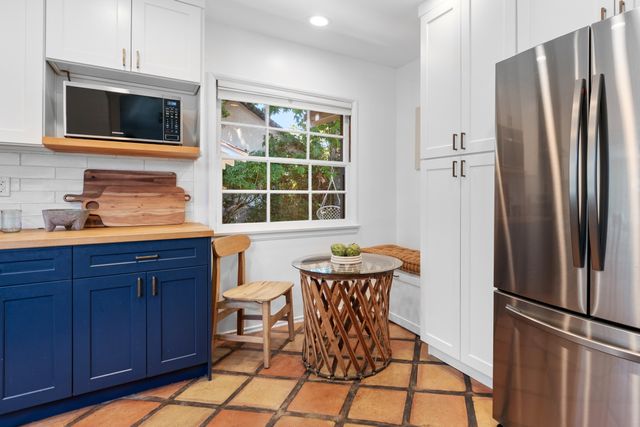 14140 Lemay Street-12
