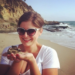 Mila Pantovich's profile photo