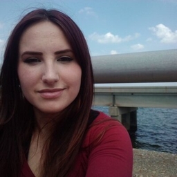 Emily Hingle's profile photo