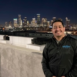 Victor Araiza's profile photo