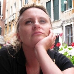 Eve MOULINIER's profile photo