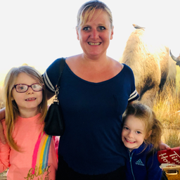 Elizabeth Lavis's profile photo