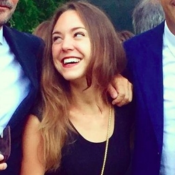 Natasha Bertrand's profile photo