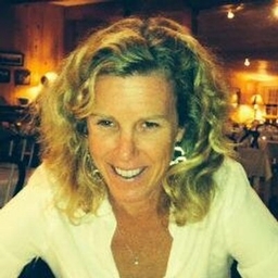 Stephanie Pearson's profile photo