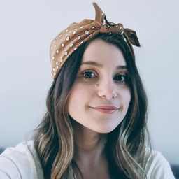 Madison Medeiros's profile photo