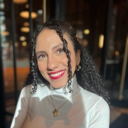 Aya Elamroussi's profile photo