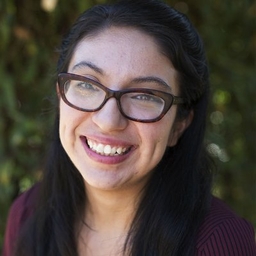 Elizabeth Castillo's profile photo