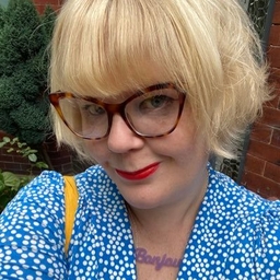 Kirstie McCrum's profile photo