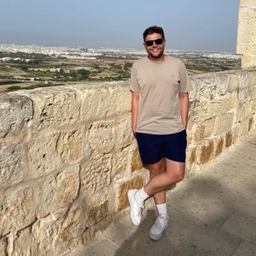 Tom Blow's profile photo
