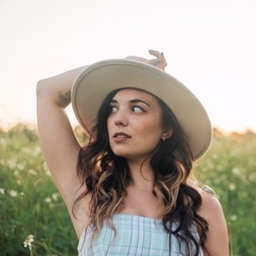 Hannah Bleau's profile photo