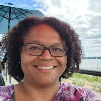Mona Moore's profile photo