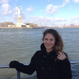 Julie Satow's profile photo
