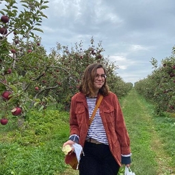 Maggie Roth's profile photo