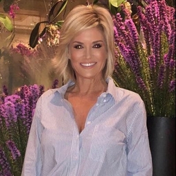 Jennifer Larsen's profile photo
