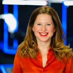 Emily Carver's profile photo