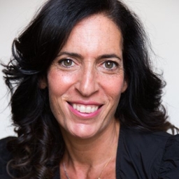 Andrea Strong's profile photo