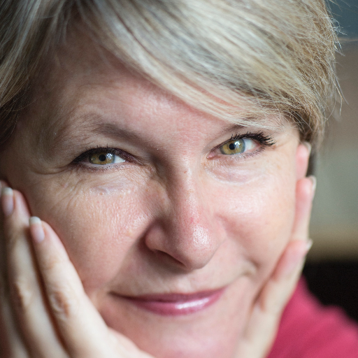 Anne Dhoquois's profile photo