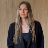 Julia Gil's profile photo