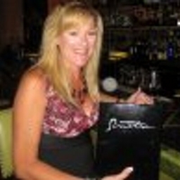 Robbyn Hart's profile photo