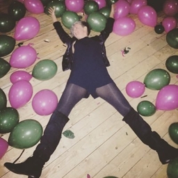 Vicky Warham's profile photo