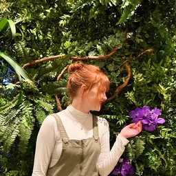 Savannah Kuchar's profile photo