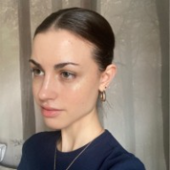 Holly Munks's profile photo