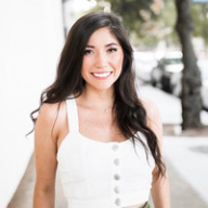 Elizabeth Flores's profile photo
