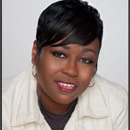 Perri Small's profile photo