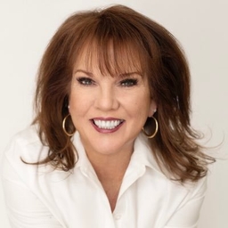 Pennie Hunt's profile photo