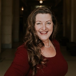 Holly Richardson's profile photo