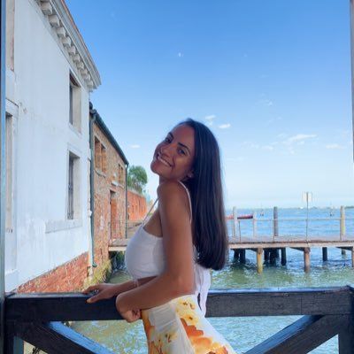 Nicole Iuzzolino's profile photo