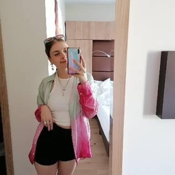 Erin Lister's profile photo