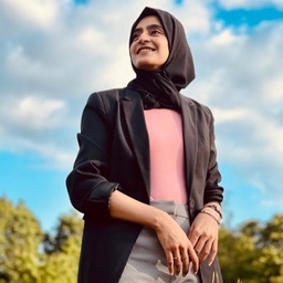Hamna Iqbal Baig's profile photo